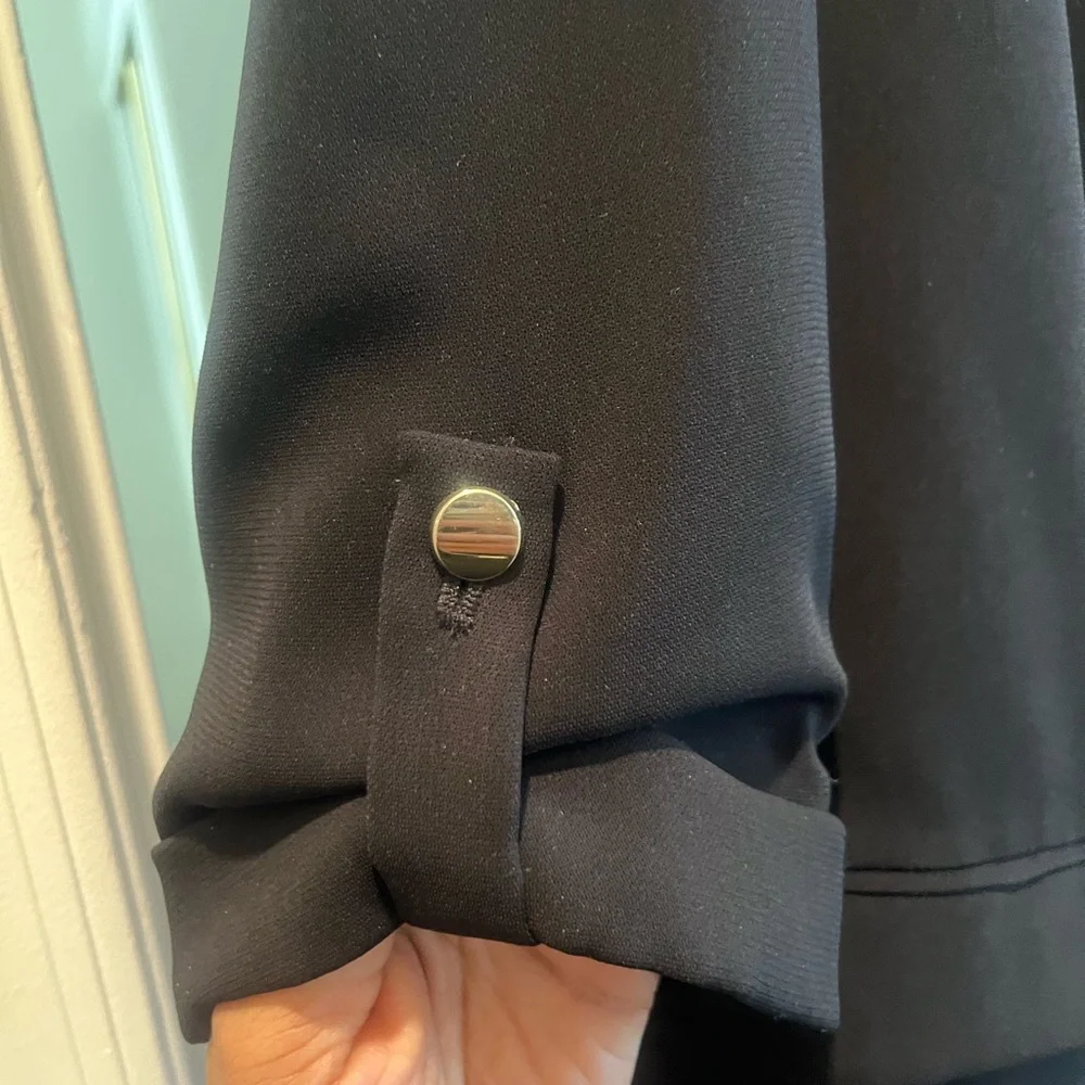 Zara Elegant Black Blazer - Picture 6 of 6